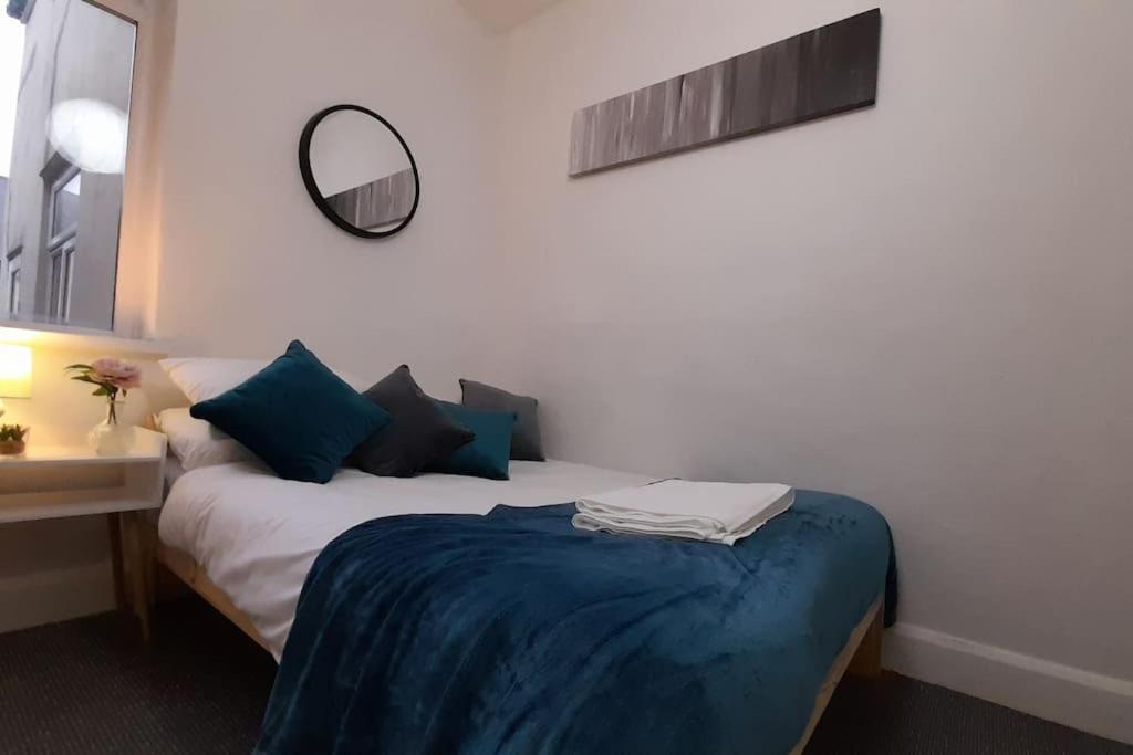 Spacious 4 Bedroom, Free Netflix, Central Location Cardiff Exterior foto